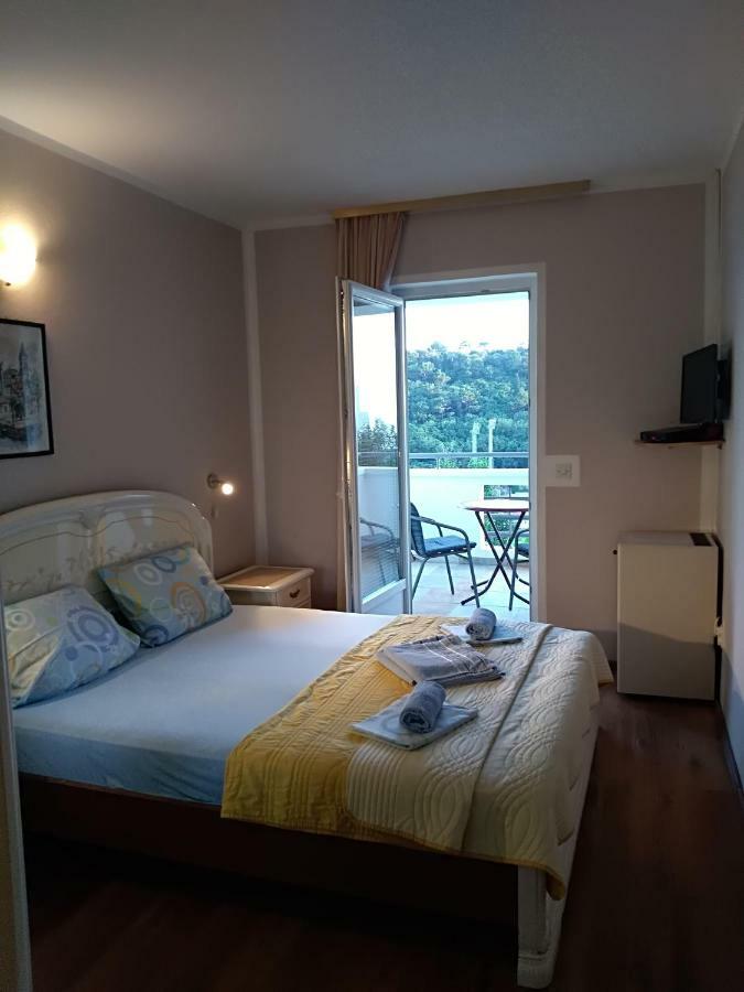 Apartmani Jovanovic Petrovac Eksteriør bilde